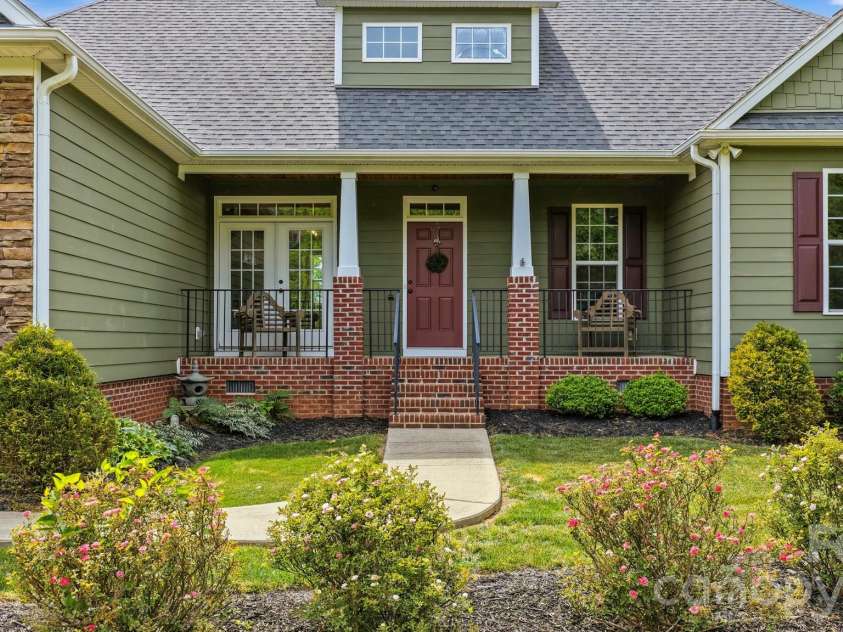 234 Crest Drive, Lake Lure, NC 28746.  MLS# CAR4379273, YatesRealty ID 19517. 