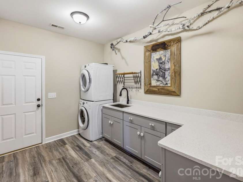 234 Crest Drive, Lake Lure, NC 28746.  MLS# CAR4379273, YatesRealty ID 19517. 