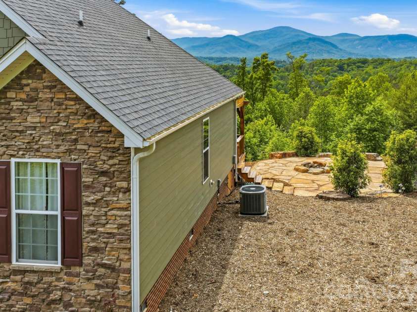 234 Crest Drive, Lake Lure, NC 28746.  MLS# CAR4379273, YatesRealty ID 19517. 
