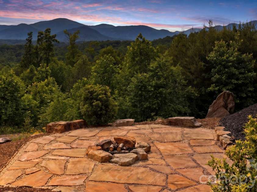 234 Crest Drive, Lake Lure, NC 28746.  MLS# CAR4379273, YatesRealty ID 19517. 