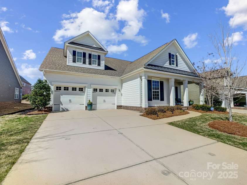 10547 Skipping Rock Lane, Concord, NC 28027.  MLS# CAR4237790, YatesRealty ID 19519. 