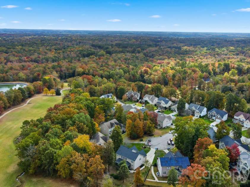 1711 Drexel Bay Lane, Charlotte, NC 28227.  MLS# CAR4316740, YatesRealty ID 19519. 
