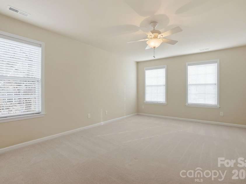 1711 Drexel Bay Lane, Charlotte, NC 28227.  MLS# CAR4316740, YatesRealty ID 19519. 
