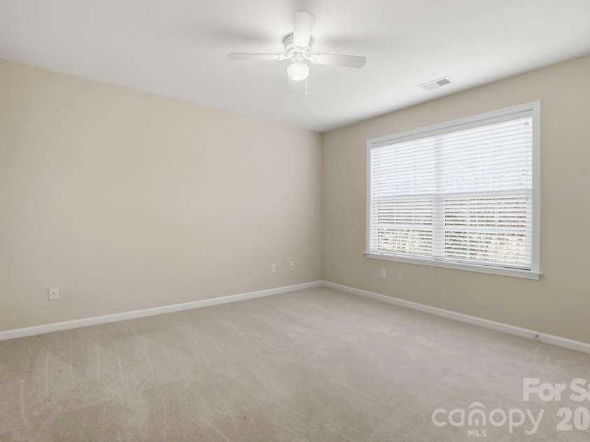 1711 Drexel Bay Lane, Charlotte, NC 28227.  MLS# CAR4316740, YatesRealty ID 19519. 