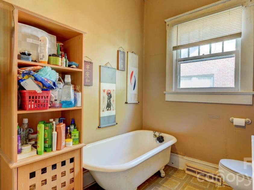 119 Heilig Avenue, Salisbury, NC 28114.  MLS# CAR4374702, YatesRealty ID 19520. 