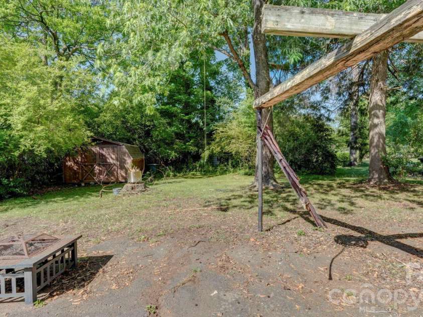 119 Heilig Avenue, Salisbury, NC 28114.  MLS# CAR4374702, YatesRealty ID 19520. 