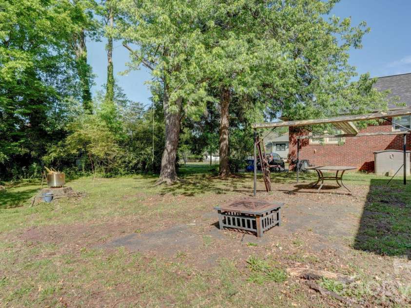 119 Heilig Avenue, Salisbury, NC 28114.  MLS# CAR4374702, YatesRealty ID 19520. 