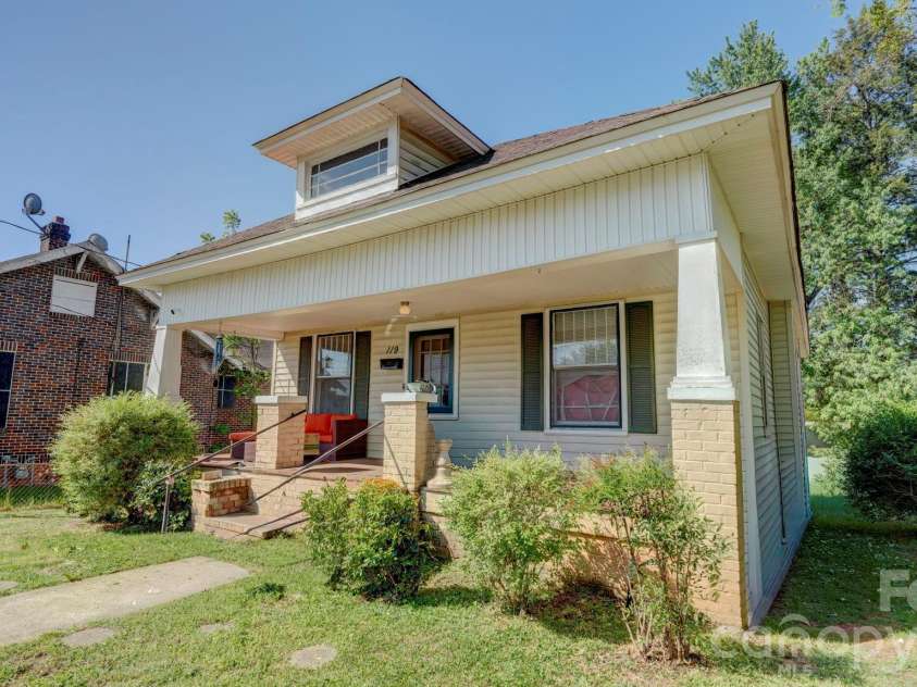 119 Heilig Avenue, Salisbury, NC 28114.  MLS# CAR4374702, YatesRealty ID 19520. 