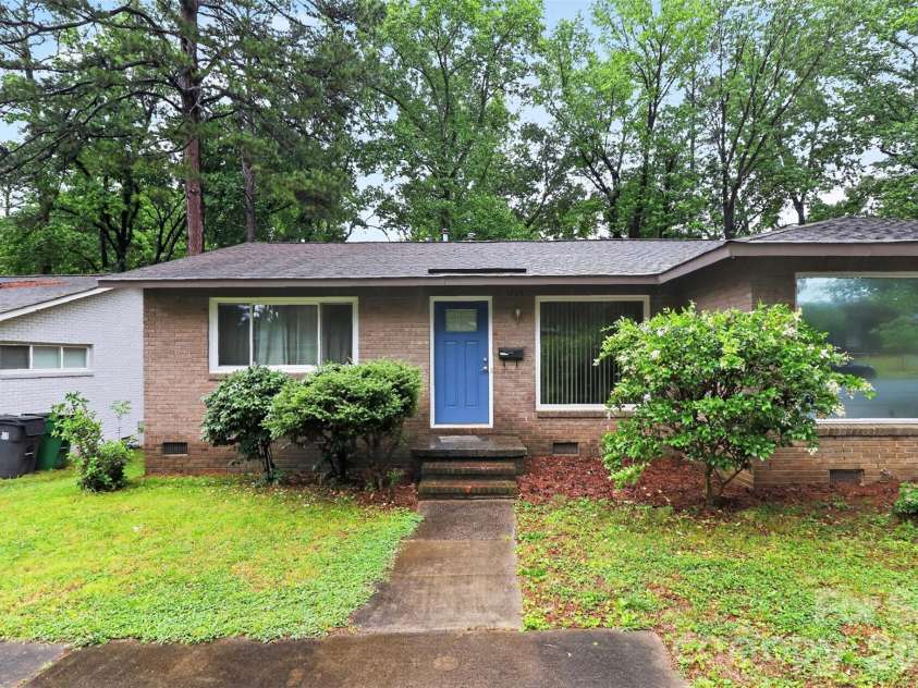 1735-1737 Herrin Avenue, Charlotte, NC 28205.  MLS# CAR4371448, YatesRealty ID 19523. 1735