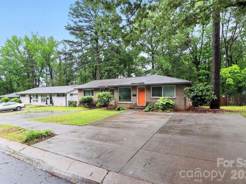 1735-1737 Herrin Avenue, Charlotte, NC 28205.  MLS# CAR4371448, YatesRealty ID 19523. 