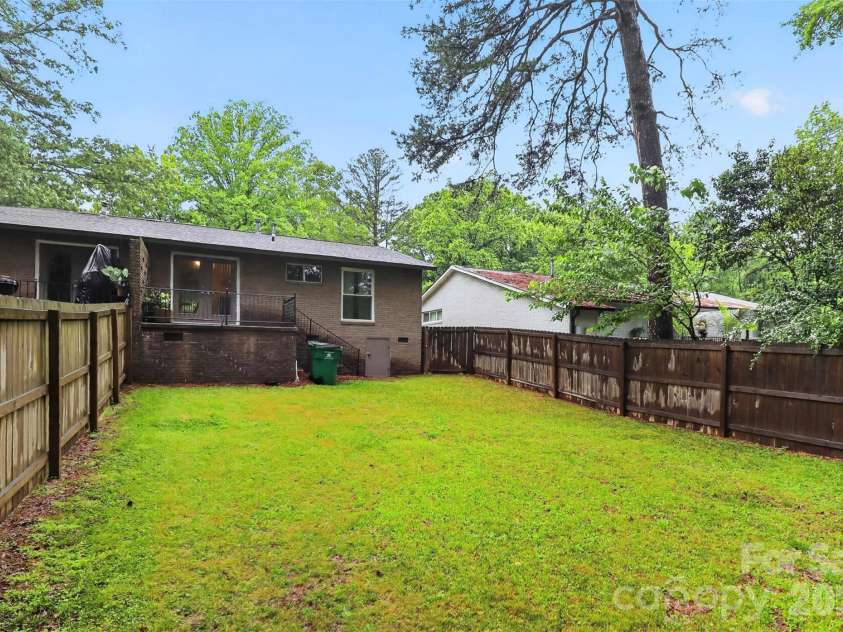 1735-1737 Herrin Avenue, Charlotte, NC 28205.  MLS# CAR4371448, YatesRealty ID 19523. Back Yard 1735