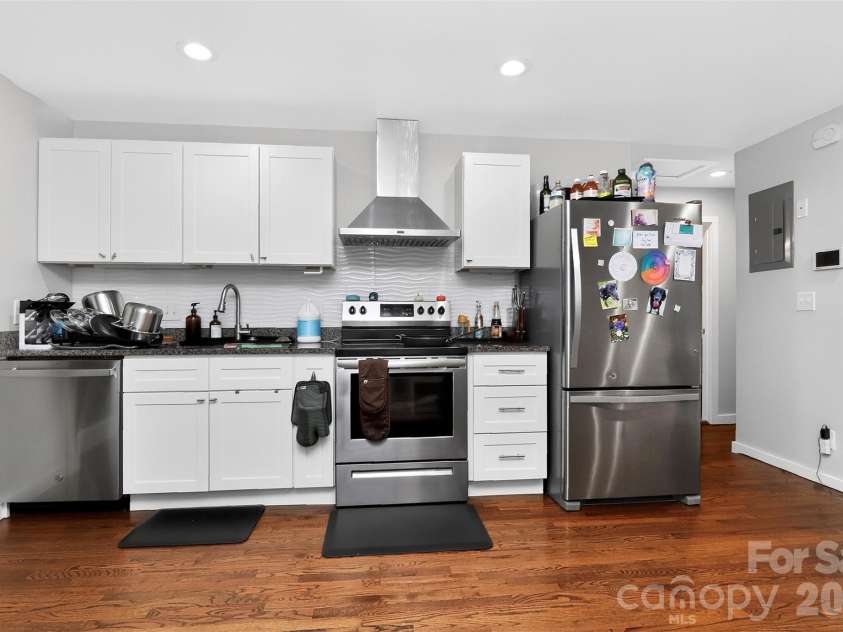 1735-1737 Herrin Avenue, Charlotte, NC 28205.  MLS# CAR4371448, YatesRealty ID 19523. Kitchen 1737