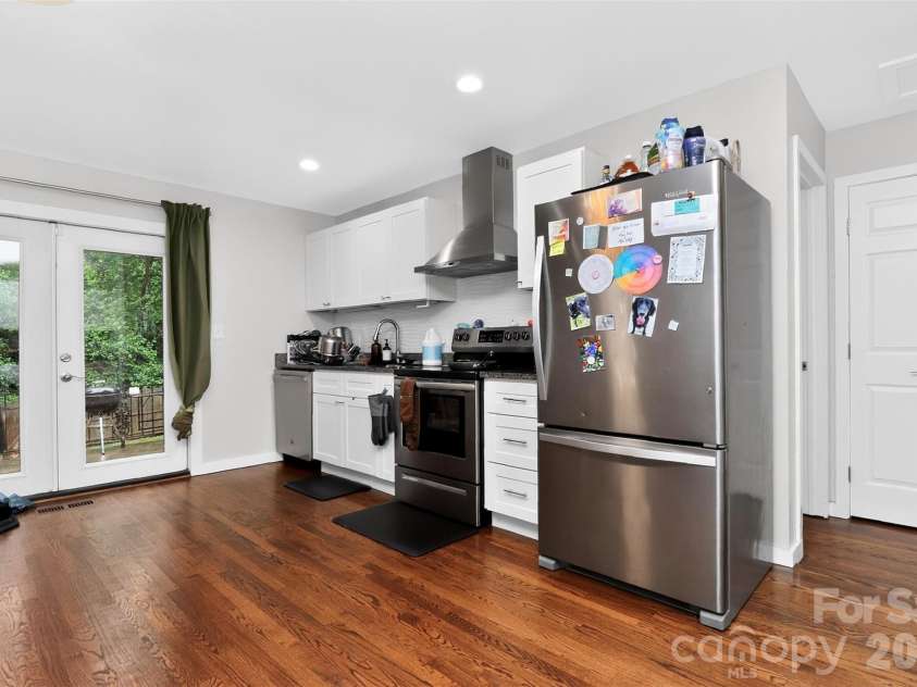 1735-1737 Herrin Avenue, Charlotte, NC 28205.  MLS# CAR4371448, YatesRealty ID 19523. Kitchen 1737