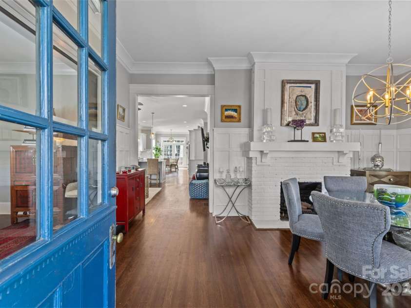 806 Sunnyside Avenue, Charlotte, NC 28204.  MLS# CAR4241141, YatesRealty ID 19524. 