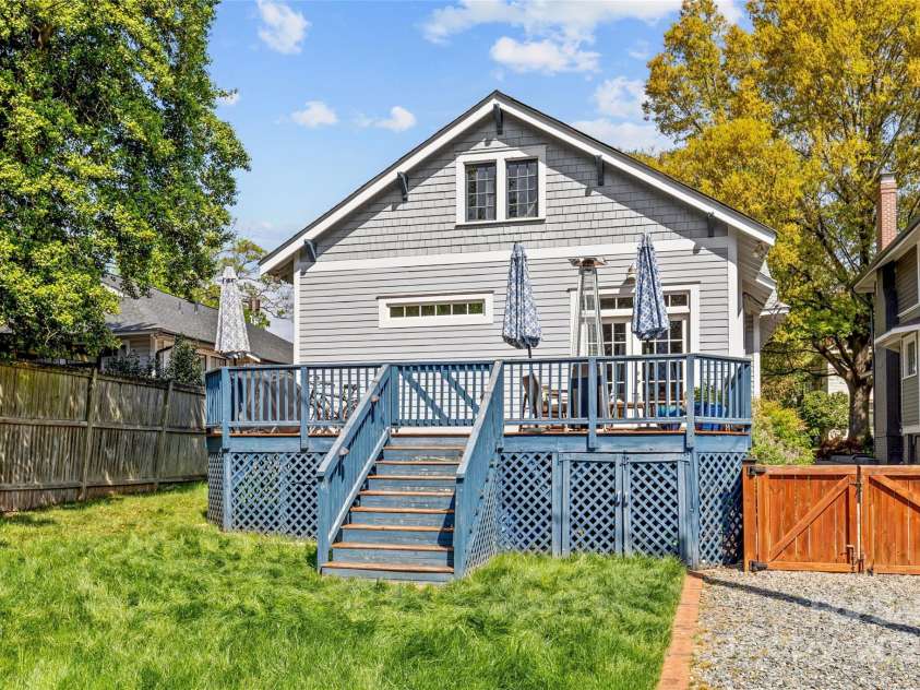 806 Sunnyside Avenue, Charlotte, NC 28204.  MLS# CAR4241141, YatesRealty ID 19524. 