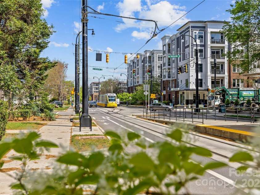 806 Sunnyside Avenue, Charlotte, NC 28204.  MLS# CAR4241141, YatesRealty ID 19524. Sunnyside stop for the CLT LYNX Streetcar