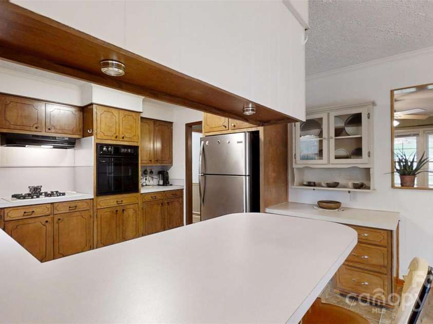 2360 Kings Grant Road, Lincolnton, NC 28092.  MLS# CAR4221270, YatesRealty ID 19525. 