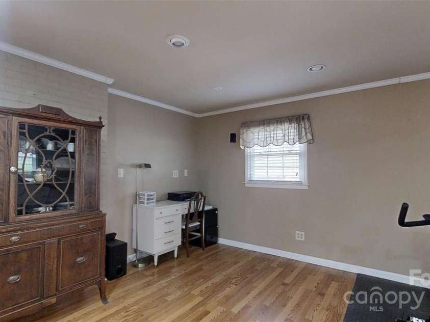 2360 Kings Grant Road, Lincolnton, NC 28092.  MLS# CAR4221270, YatesRealty ID 19525. 