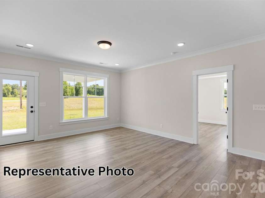 13110 Foxberry Road, Charlotte, NC 28213.  MLS# CAR4360462, YatesRealty ID 19527. 