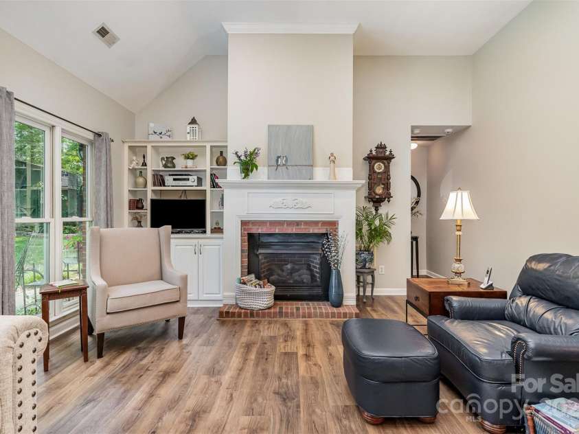 5208 Black Oak Lane, Waxhaw, NC 28173.  MLS# CAR4259258, YatesRealty ID 19528. 