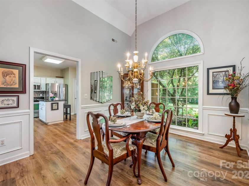 5208 Black Oak Lane, Waxhaw, NC 28173.  MLS# CAR4259258, YatesRealty ID 19528. Formal dining