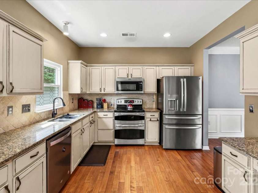 13528 Philip Michael Road, Huntersville, NC 28078.  MLS# CAR4266149, YatesRealty ID 19529. 