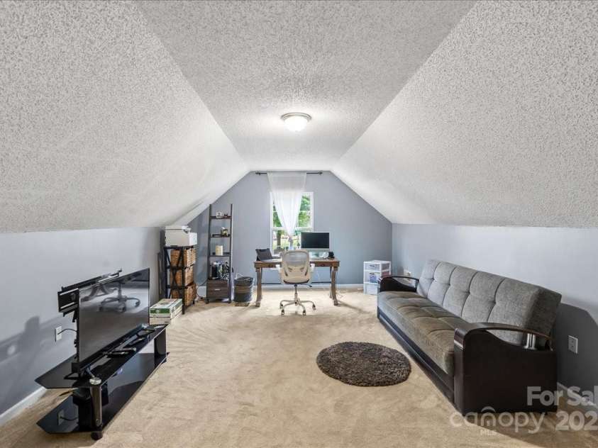 13528 Philip Michael Road, Huntersville, NC 28078.  MLS# CAR4266149, YatesRealty ID 19529. 