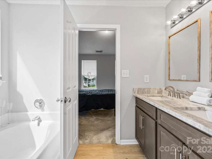 13528 Philip Michael Road, Huntersville, NC 28078.  MLS# CAR4266149, YatesRealty ID 19529. 