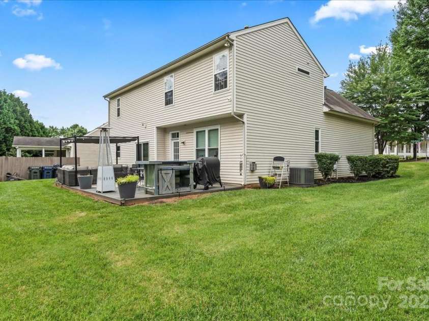 13528 Philip Michael Road, Huntersville, NC 28078.  MLS# CAR4266149, YatesRealty ID 19529. 