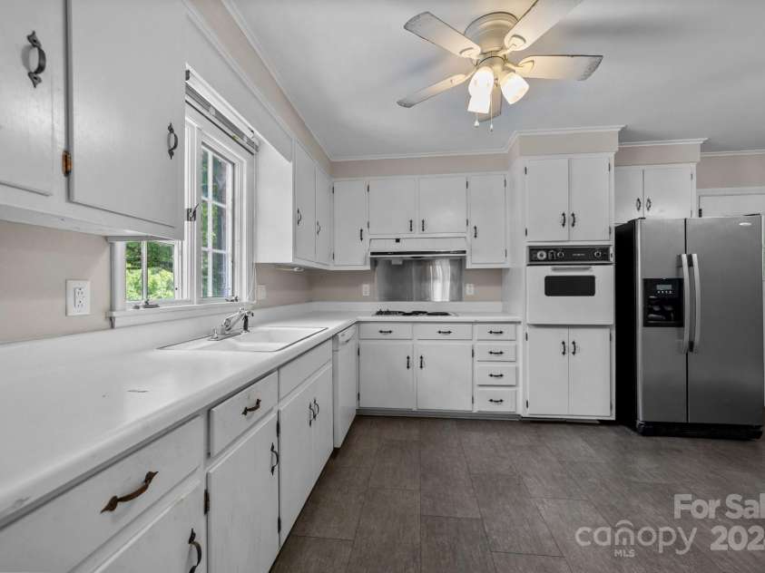 866 Concord Road, Davidson, NC 28036.  MLS# CAR4160164, YatesRealty ID 1953. 