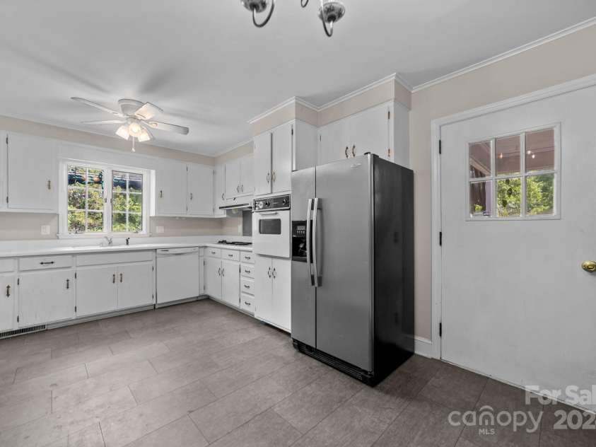 866 Concord Road, Davidson, NC 28036.  MLS# CAR4160164, YatesRealty ID 1953. 