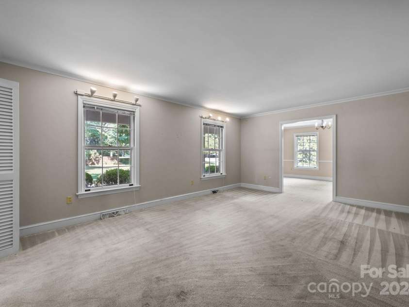 866 Concord Road, Davidson, NC 28036.  MLS# CAR4160164, YatesRealty ID 1953. 