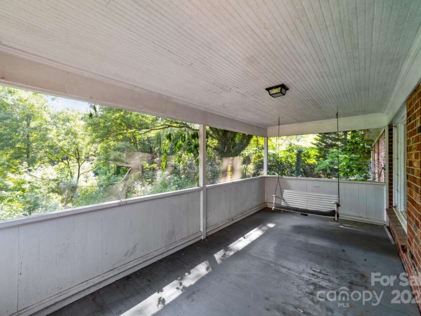 866 Concord Road, Davidson, NC 28036.  MLS# CAR4160164, YatesRealty ID 1953. 