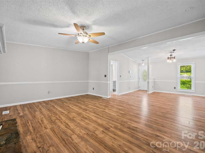 11230 Mallard Crossing Drive, Charlotte, NC 28262.  MLS# CAR4401799, YatesRealty ID 19530. 