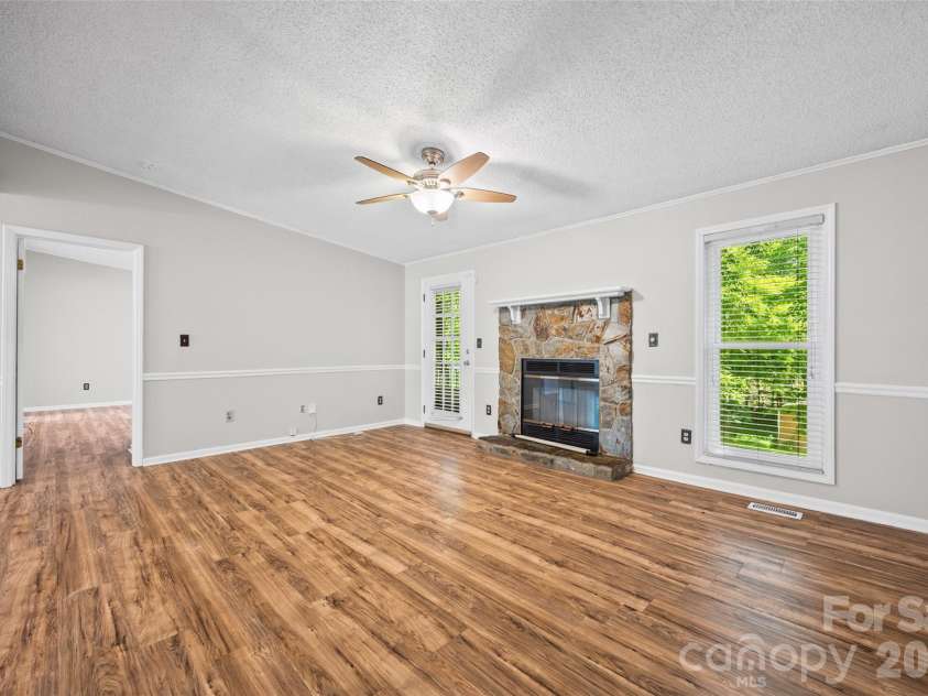 11230 Mallard Crossing Drive, Charlotte, NC 28262.  MLS# CAR4401799, YatesRealty ID 19530. 