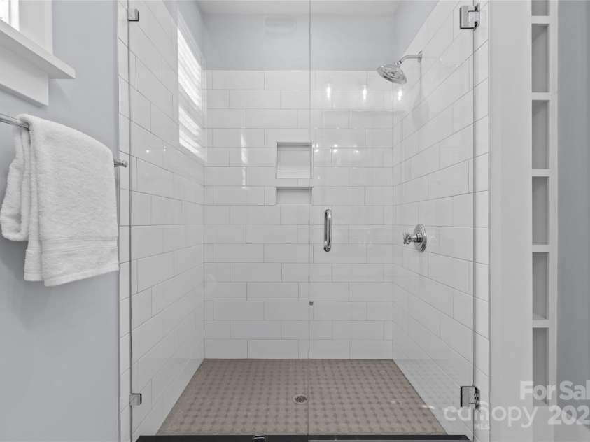 2906 Hillside Springs Drive, Charlotte, NC 28209.  MLS# CAR4256051, YatesRealty ID 19530. 