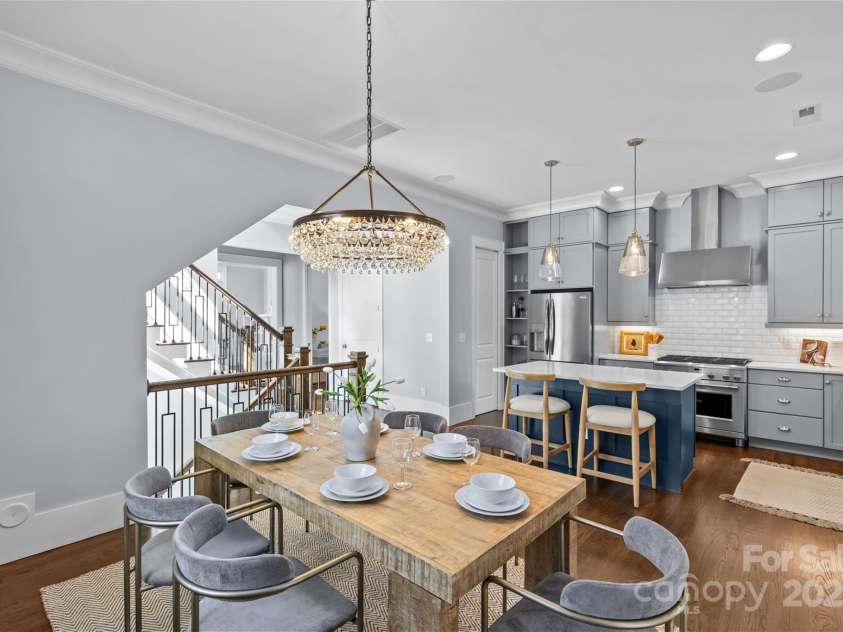 2906 Hillside Springs Drive, Charlotte, NC 28209.  MLS# CAR4256051, YatesRealty ID 19530. 