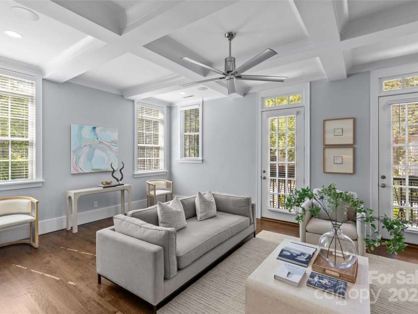 2906 Hillside Springs Drive, Charlotte, NC 28209.  MLS# CAR4256051, YatesRealty ID 19530. 