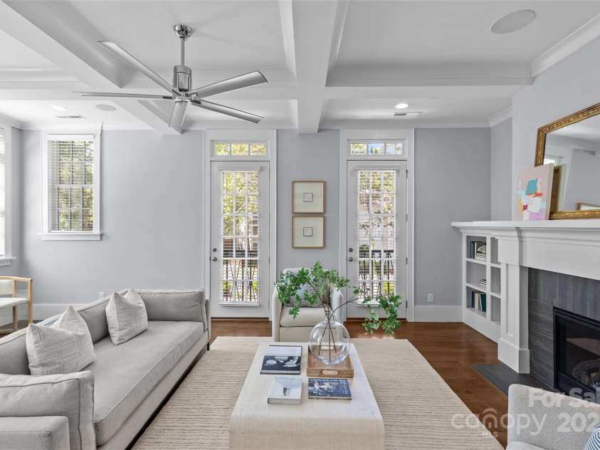 2906 Hillside Springs Drive, Charlotte, NC 28209.  MLS# CAR4256051, YatesRealty ID 19530. 