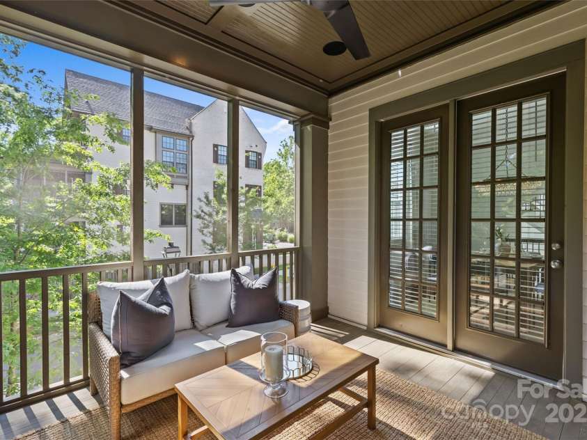 2906 Hillside Springs Drive, Charlotte, NC 28209.  MLS# CAR4256051, YatesRealty ID 19530. 