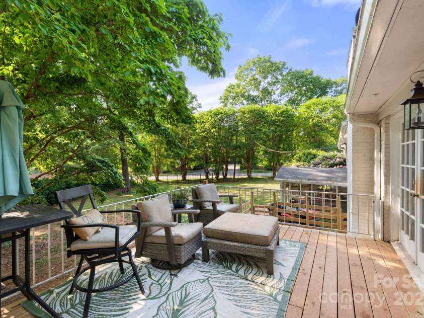 108 Augusta Drive, Statesville, NC 28625.  MLS# CAR4253346, YatesRealty ID 19531. 