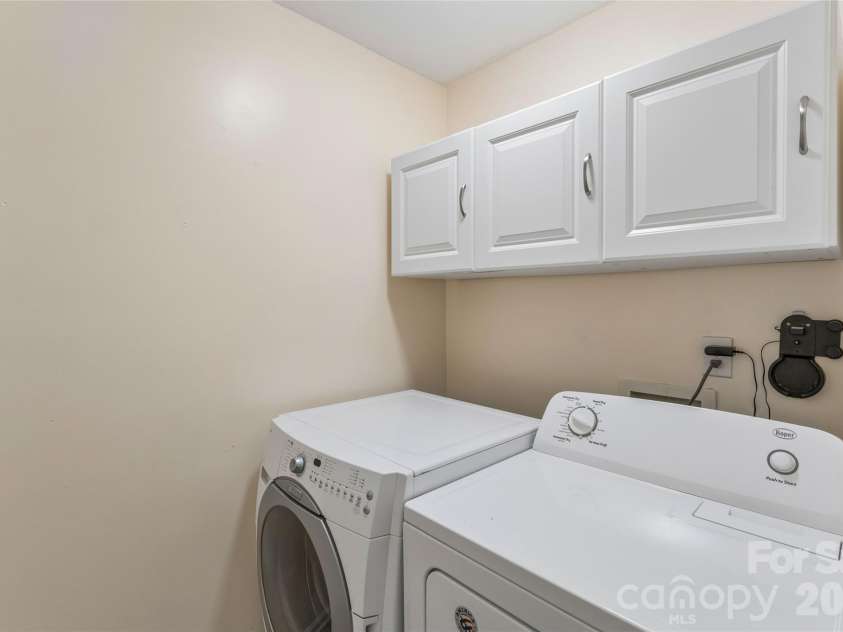 3603 arthur Street, Indian Trail, NC 28079.  MLS# CAR4367819, YatesRealty ID 19533. Laundry