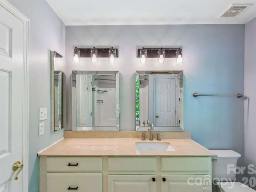 3603 arthur Street, Indian Trail, NC 28079.  MLS# CAR4367819, YatesRealty ID 19533. Master Bathroom