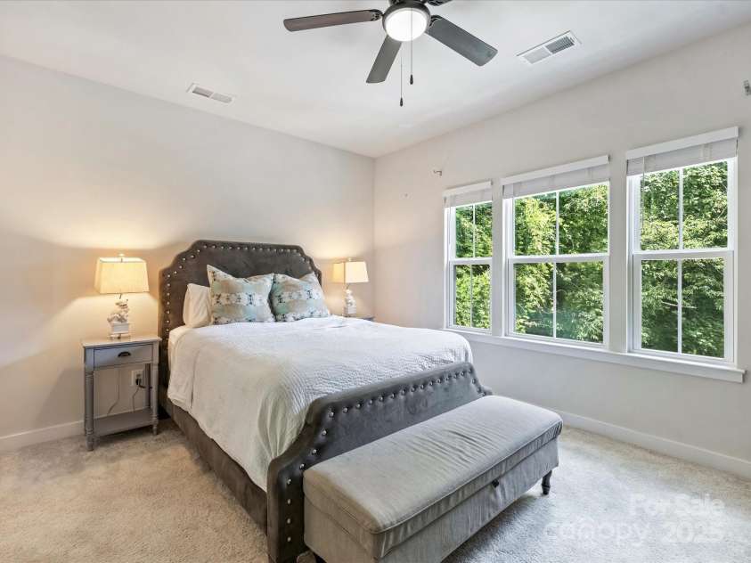 513 Cubitt Court, Charlotte, NC 28205.  MLS# CAR4264462, YatesRealty ID 19533. 