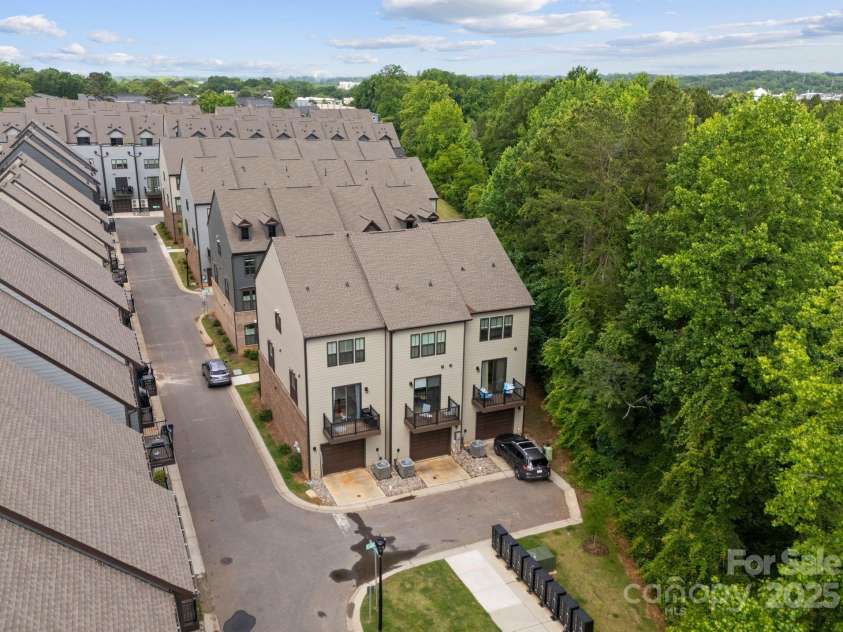 513 Cubitt Court, Charlotte, NC 28205.  MLS# CAR4264462, YatesRealty ID 19533. 