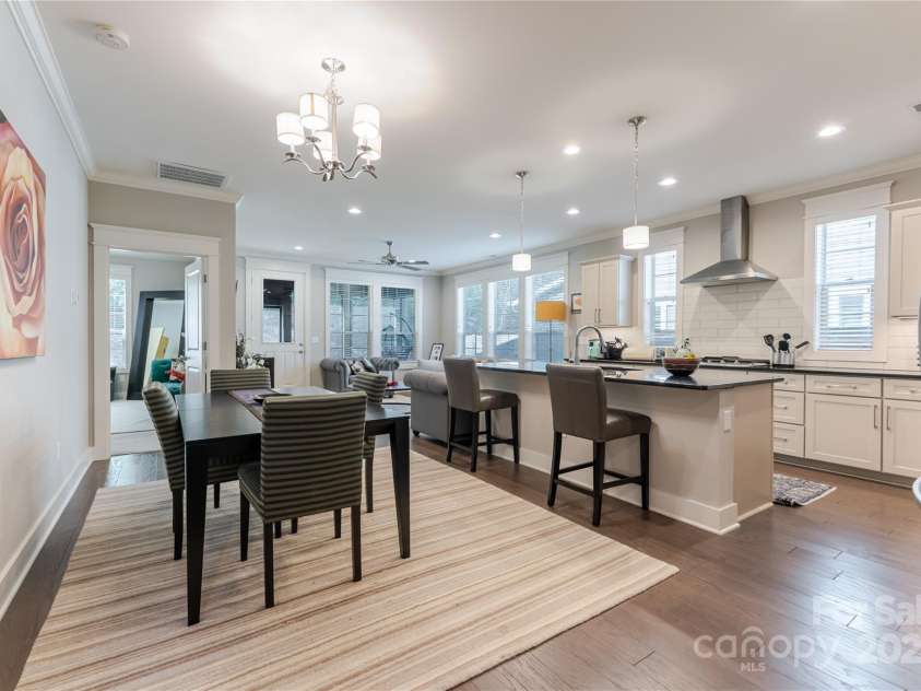 521 Sweet Birch Park Lane, Black Mountain, NC 28711.  MLS# CAR4246773, YatesRealty ID 19534. 