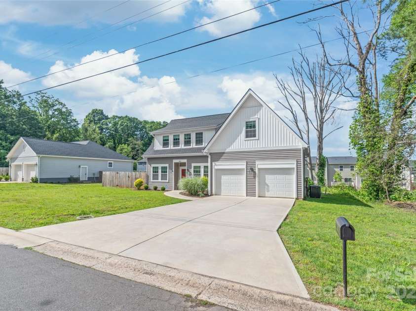 1832 Montclair Avenue, Gastonia, NC 28054.  MLS# CAR4252150, YatesRealty ID 19536. Front of Home from the Road