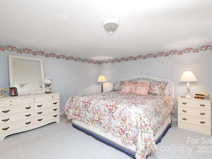 17333 Saranita Lane, Charlotte, NC 28278.  MLS# CAR4247570, YatesRealty ID 19539. Bedroom 3