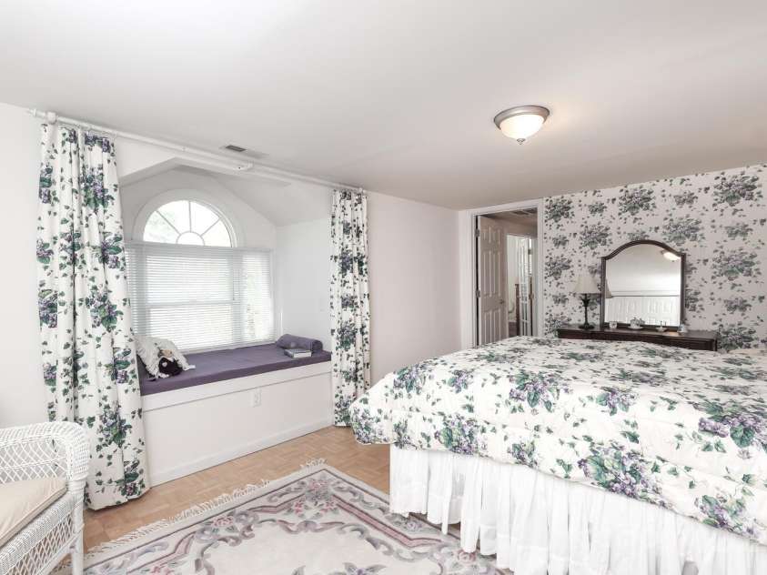 17333 Saranita Lane, Charlotte, NC 28278.  MLS# CAR4247570, YatesRealty ID 19539. Bedroom 5