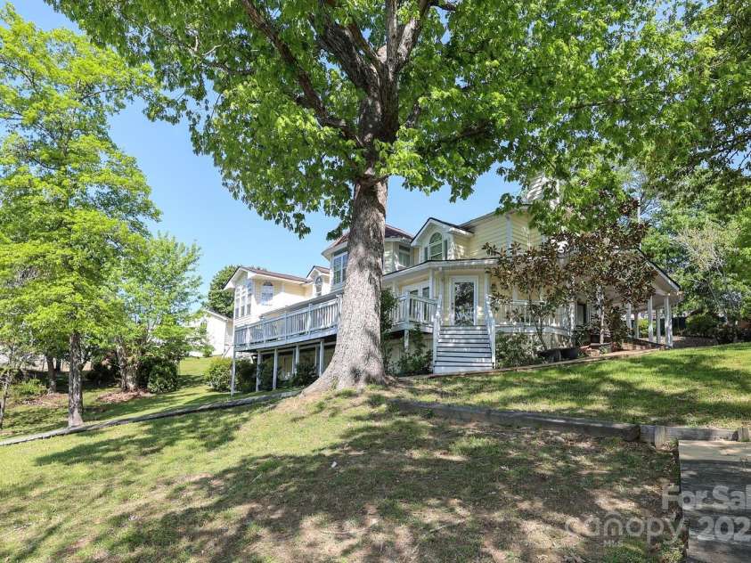 17333 Saranita Lane, Charlotte, NC 28278.  MLS# CAR4247570, YatesRealty ID 19539. View From Lake